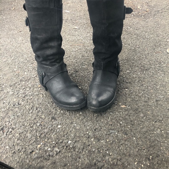 Vera Wang leather motorcycle boots - Picture 3 of 5